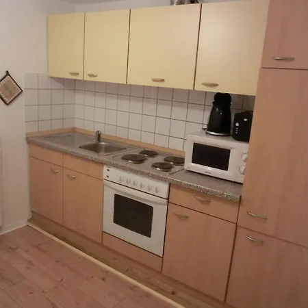 Apartment 2-zimmer-ferienwohnung-im-1-obergeschoss *